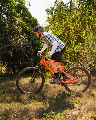 Best Gifts for Outdoor Enthusiasts in 2026 - UPF 50+ Sleeves - Zun Rays Clothing